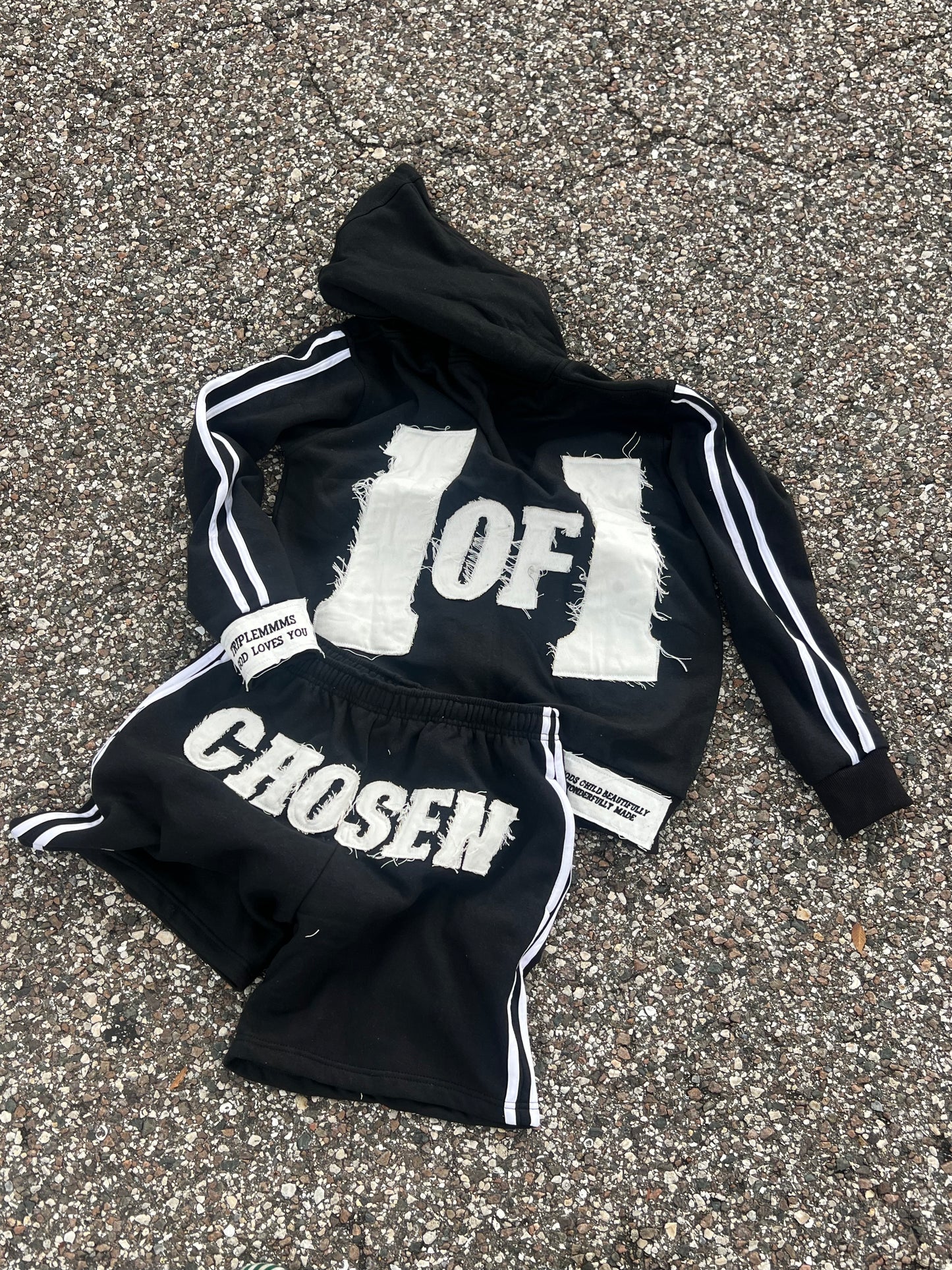 RESTOCK CHOSEN BY GOD WHITE AND BLACK UNISEX SETS