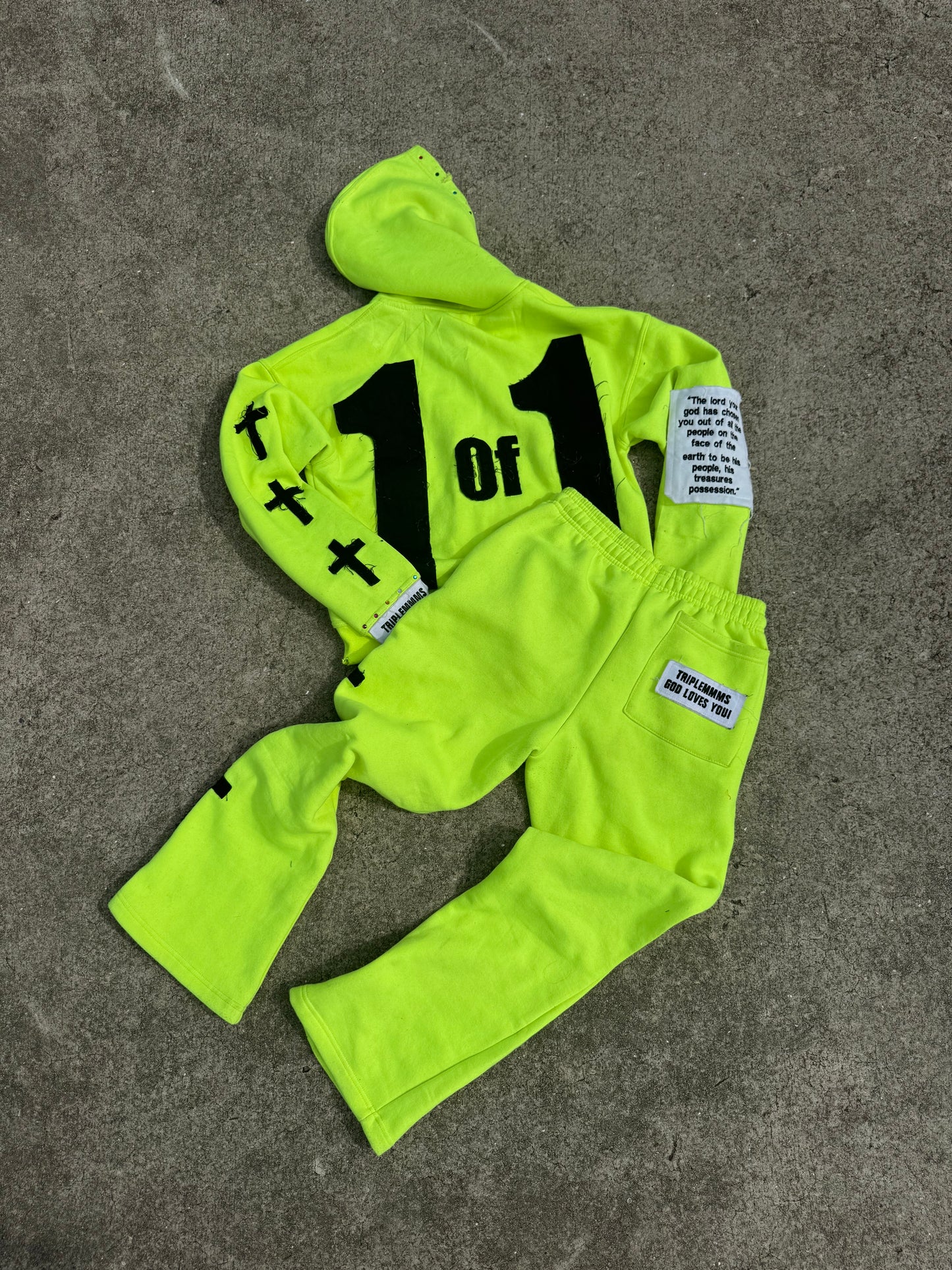 The Apparel “Slime green”
